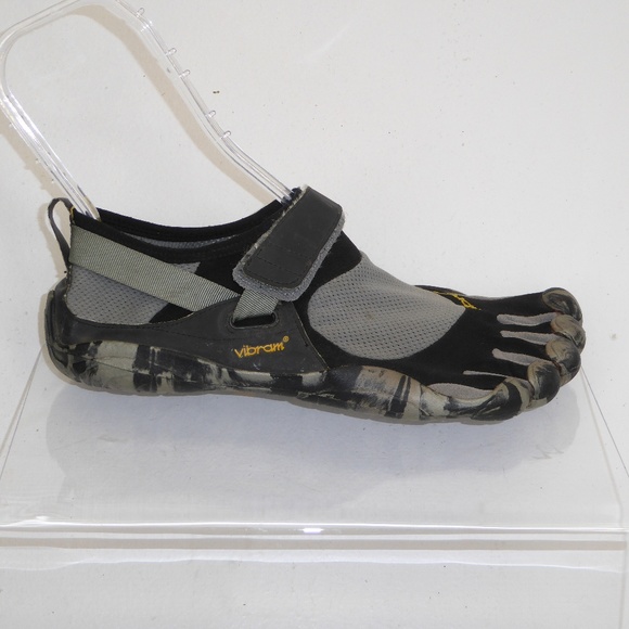 vibram five fingers size 42